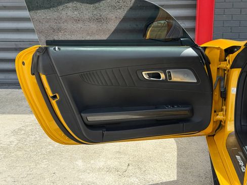 Used 2020 Mercedes-Benz AMG GT C image 26