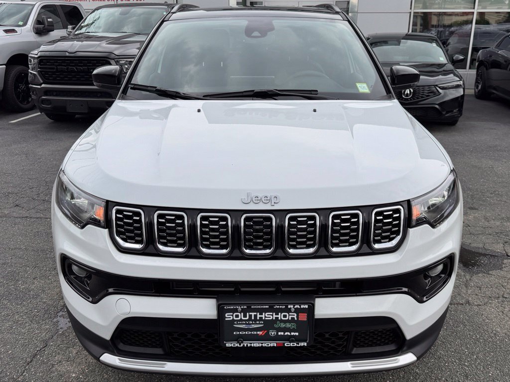 Used 2026 Jeep Compass Limited w/ Sun, Sound & Navigation Group AWD/4WD image 2