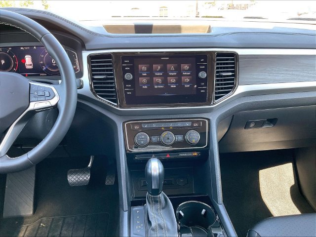 Certified 2023 Volkswagen Atlas SE AWD/4WD image 17