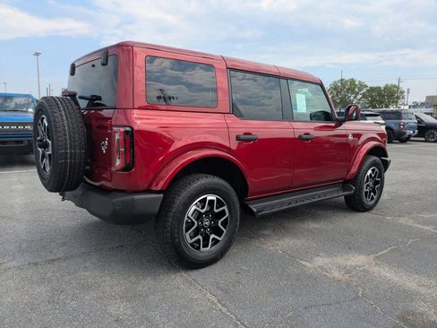 New 2026 Ford Bronco Outer Banks AWD/4WD image 4