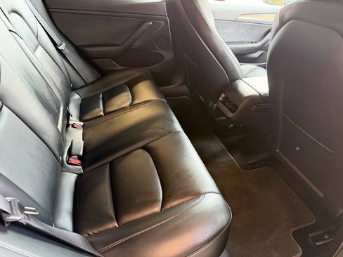 Used 2022 Tesla Model 3 Long Range AWD/4WD image 19