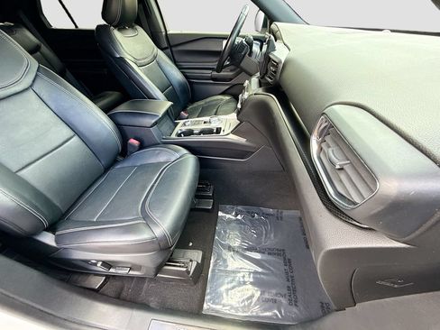 Used 2020 Ford Explorer ST AWD/4WD image 15