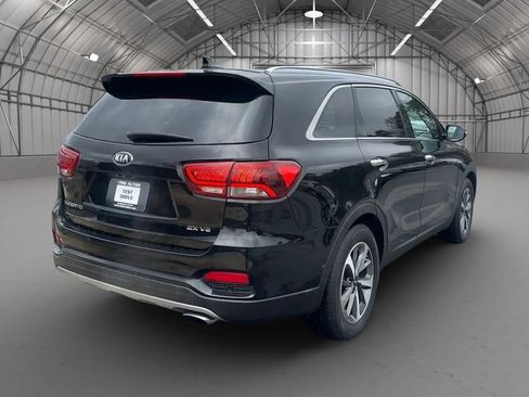 Used 2019 Kia Sorento EX w/ EX Touring Package image 10