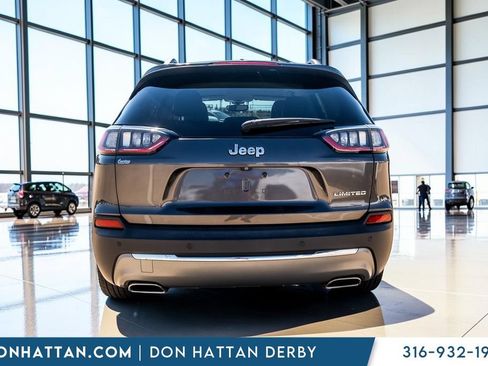 Used 2019 Jeep Cherokee Limited w/ Luxury Group FWD image 29