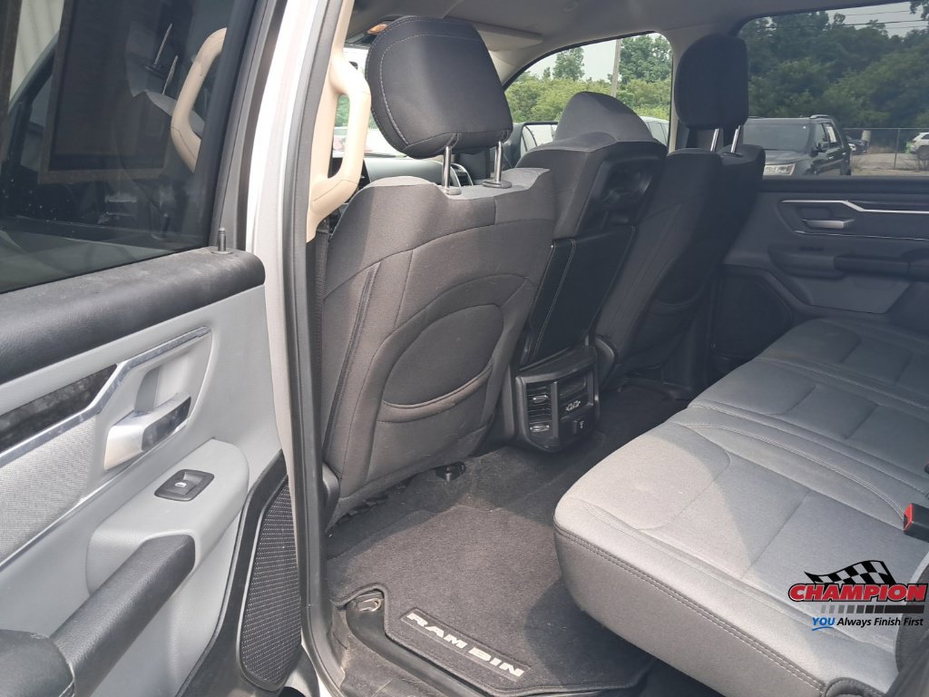 Used 2020 RAM 1500 Big Horn AWD/4WD image 11