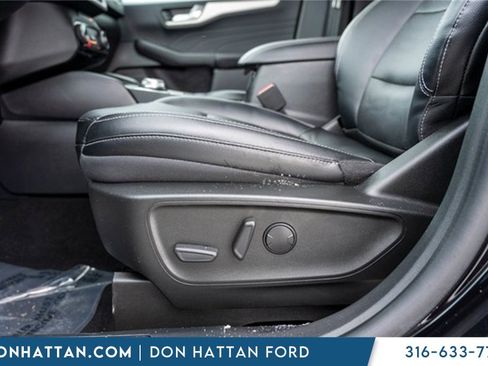 Used 2022 Ford Escape SEL image 21