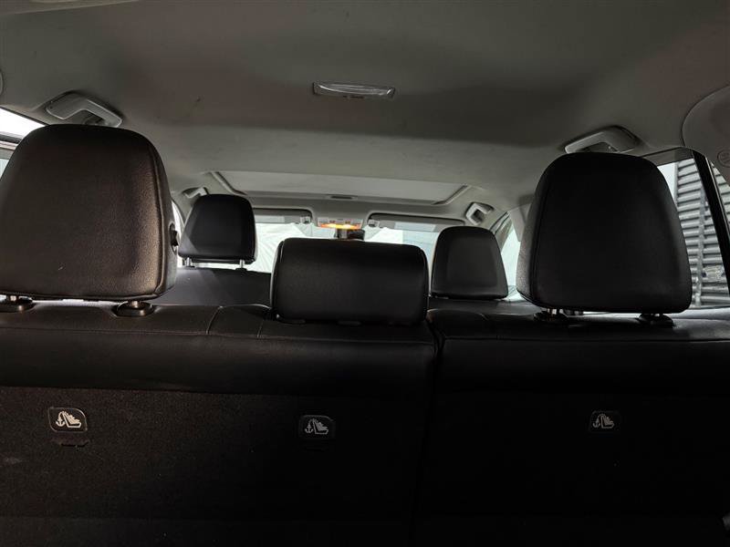 Used 2014 Toyota RAV4 Limited w/ Technology Package AWD/4WD image 15