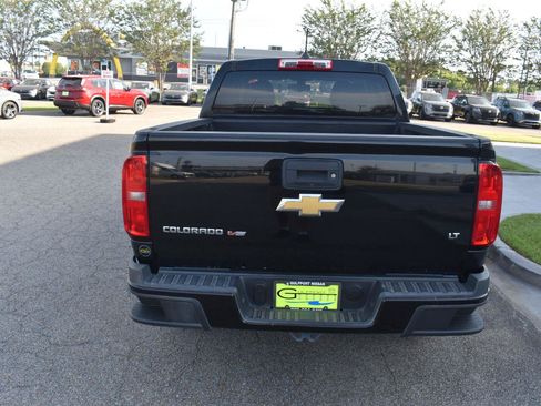 Used 2019 Chevrolet Colorado LT RWD image 8