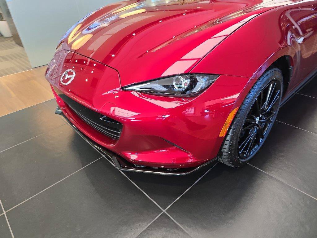 New 2026 MAZDA MX-5 Miata Club w/ Interior Package RWD image 8