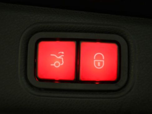 Used 2023 Mercedes-Benz E 450 4MATIC Sedan image 58