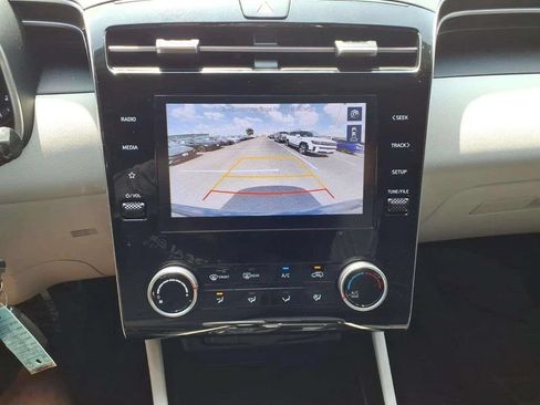 Used 2024 Hyundai Tucson SE AWD/4WD image 14
