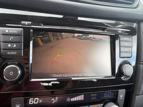 Used 2020 Nissan Rogue SV FWD image 15