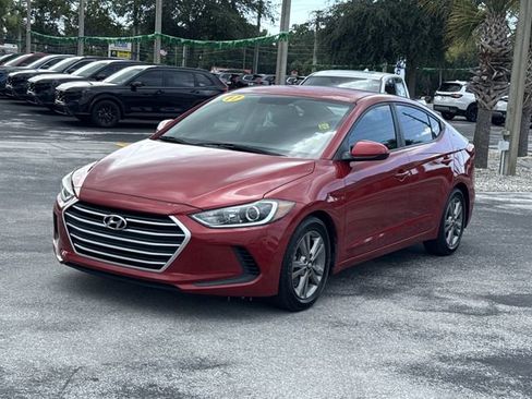Used 2017 Hyundai Elantra SE FWD image 12