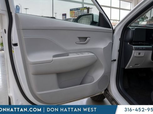 Used 2025 Hyundai Kona SEL AWD/4WD image 8