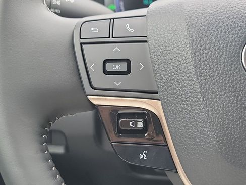 New 2026 Toyota Crown XLE image 34