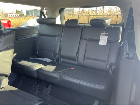 New 2025 Ford Expedition Max Platinum w/ Driver's Package image 37