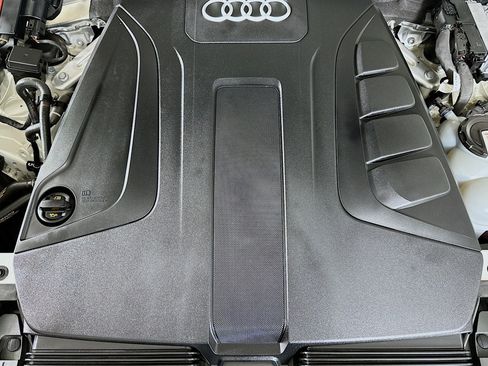 Used 2023 Audi Q7 2.0T Premium Plus w/ Premium Plus Package AWD/4WD image 13