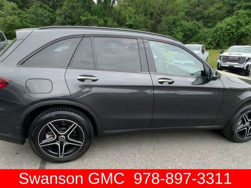 Used 2021 Mercedes-Benz GLC 300 4MATIC w/ AMG Line image 10
