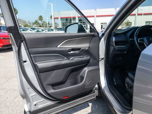Used 2025 Toyota Grand Highlander AWD Hybrid image 26