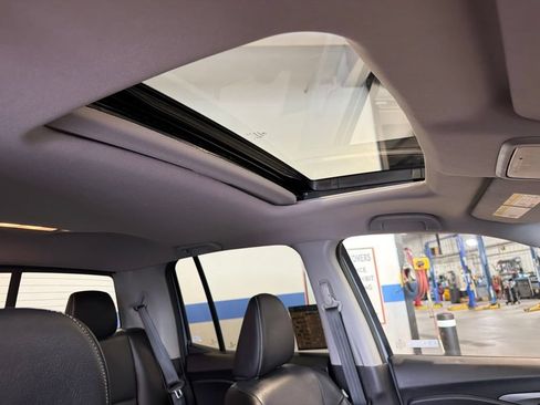 Certified 2023 Honda Ridgeline RTL image 36