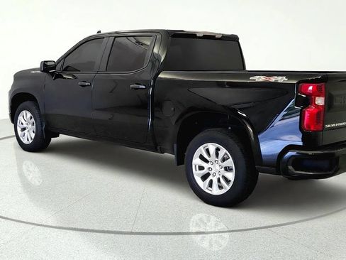 Used 2024 Chevrolet Silverado 1500 Custom AWD/4WD image 4