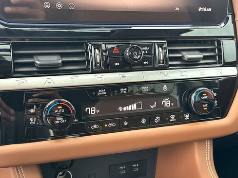 New 2026 Nissan Pathfinder Platinum image 29