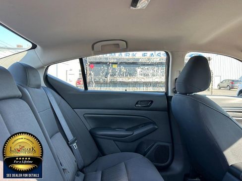 Used 2024 Nissan Altima 2.5 S image 14