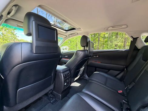 Used 2010 Lexus RX 350 AWD image 17