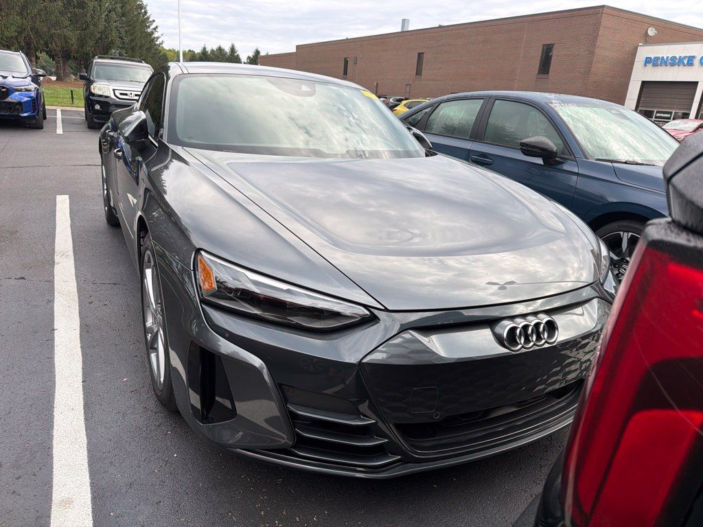 Used 2023 Audi e-tron GT Premium Plus AWD/4WD image 5