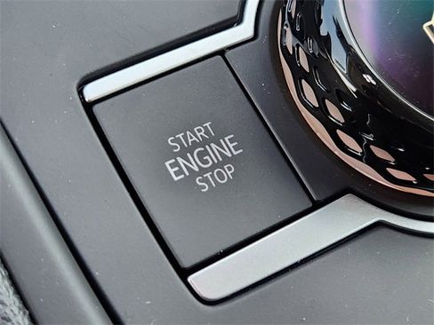 New 2026 Volkswagen Tiguan SE image 19