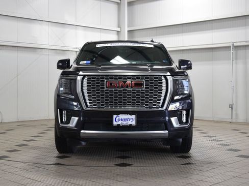 Used 2024 GMC Yukon XL Denali w/ Advanced Technology Package AWD/4WD image 2