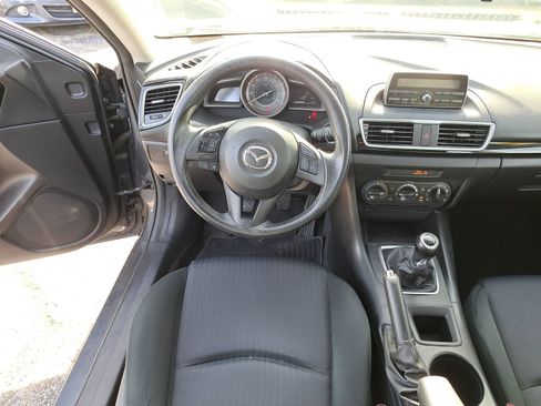 Used 2014 MAZDA MAZDA3 i Sport image 6
