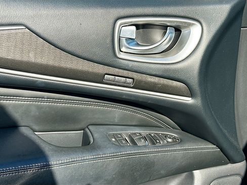 Used 2017 INFINITI QX60 Base w/ Premium Plus Package image 17