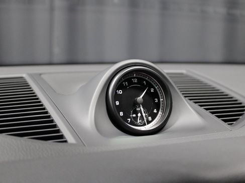 New 2026 Porsche Macan image 34