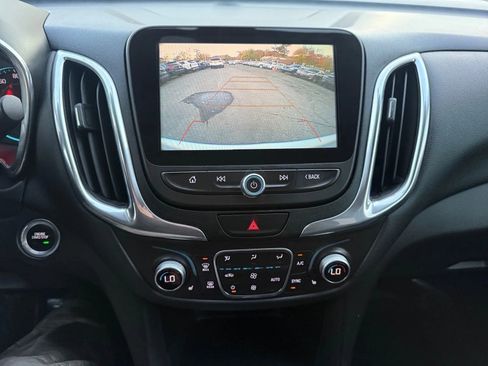Used 2018 Chevrolet Equinox LT w/ Sun & Infotainment Package image 23