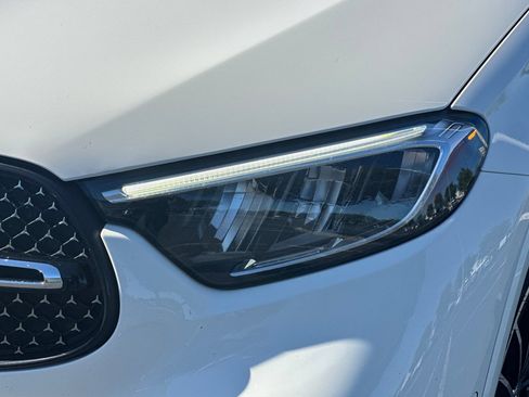 Used 2023 Mercedes-Benz GLC 300 image 50