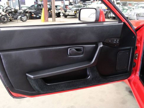 Used 1987 Porsche 944 Turbo RWD image 27
