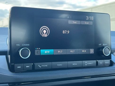 Used 2024 Honda Accord EX image 16