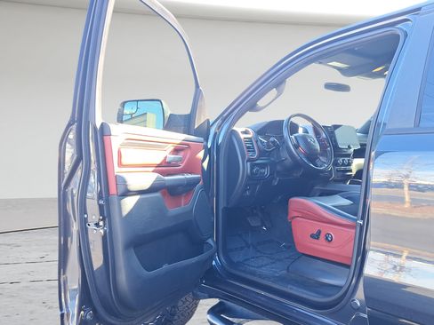 Used 2019 RAM 1500 Rebel AWD/4WD image 9
