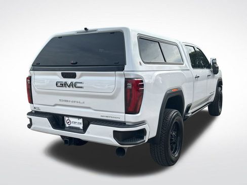 Used 2024 GMC Sierra 2500 Denali Ultimate w/ Max Trailering Package AWD/4WD image 7