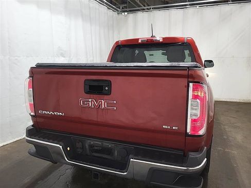 Used 2016 GMC Canyon SLE w/ Trailering Package AWD/4WD image 5