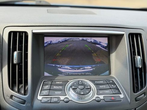 Used 2013 INFINITI G37 x w/ Premium Pkg image 25