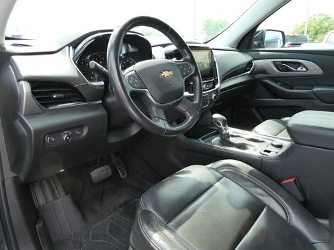 Certified 2021 Chevrolet Traverse LT AWD/4WD image 24