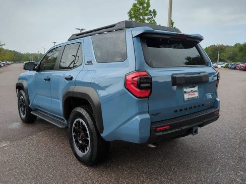 Used 2025 Toyota 4Runner TRD Off-Road AWD/4WD image 4