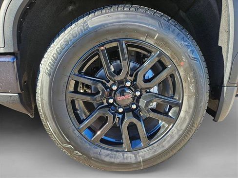New 2026 GMC Sierra 1500 Elevation image 10