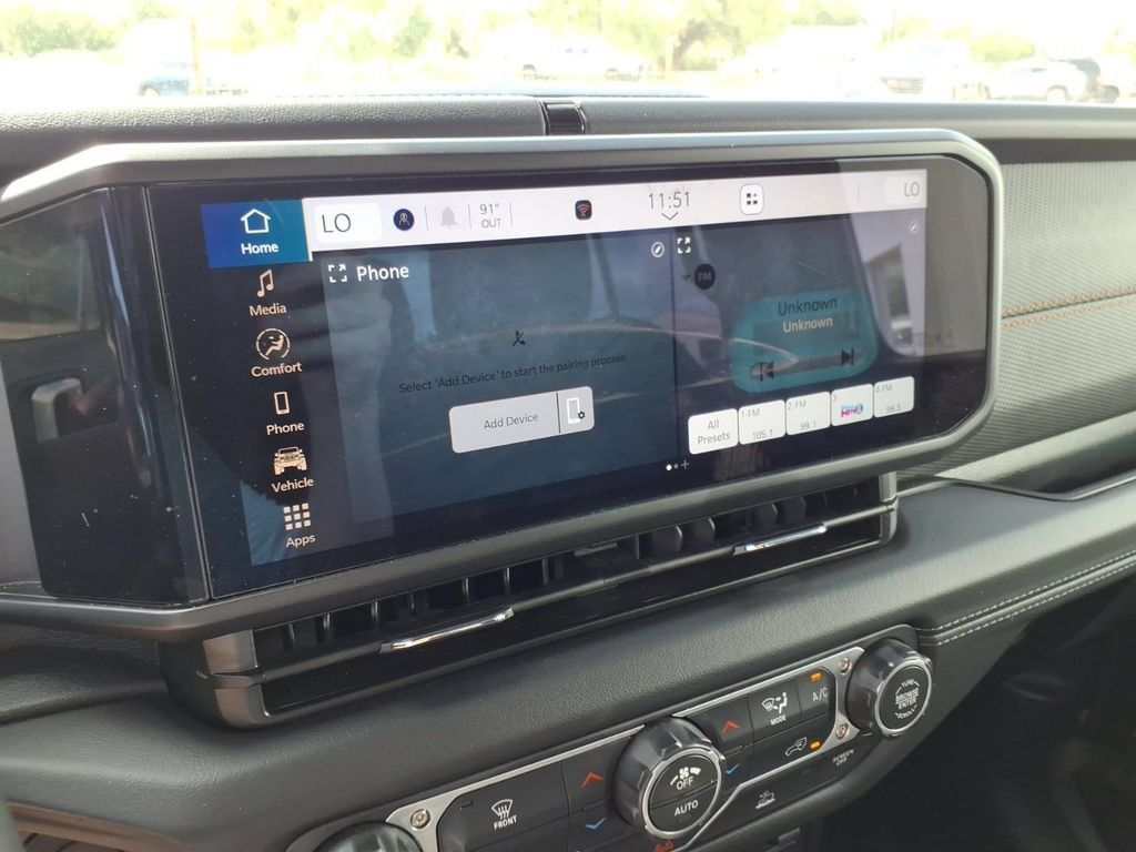 Used 2026 Jeep Gladiator Mojave AWD/4WD image 18