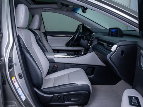 Used 2017 Lexus RX 350 AWD image 11