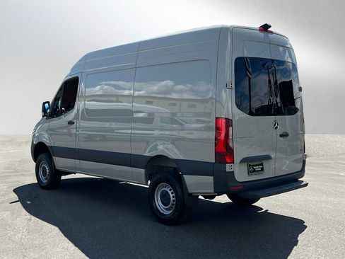 Used 2026 Mercedes-Benz Sprinter 2500 image 5