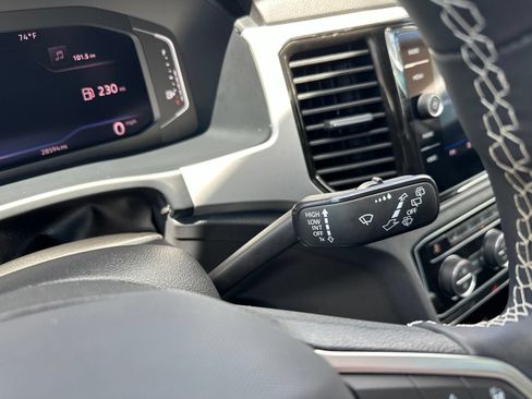 Certified 2023 Volkswagen Atlas SEL AWD/4WD image 60