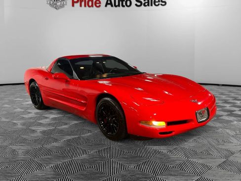 Used 1998 Chevrolet Corvette Coupe w/ Roof Pkg image 3